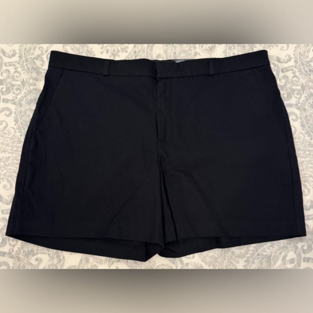 NWT Banana Republic Factory Black Shorts (14)